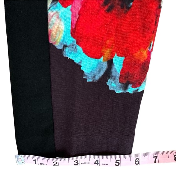 Trina Turk Fully Lined Black Floral Designer Pants Stretchy sz 2 Ankle Crop EUC - Picture 8 of 17